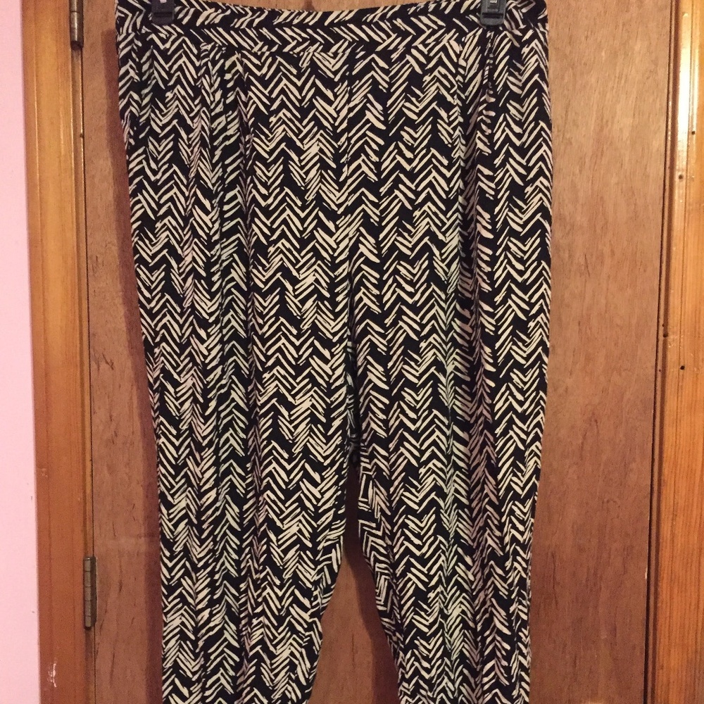 Chevron Tapered Pants